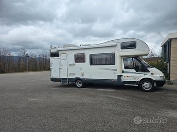 Camper mansardato