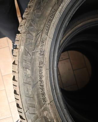 Pneumatici FIRESTONE INVERNALI R19