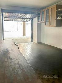 MAGAZZINO A CASATENOVO