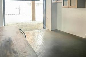 MAGAZZINO A CASATENOVO