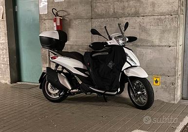 Piaggio Beverly 400