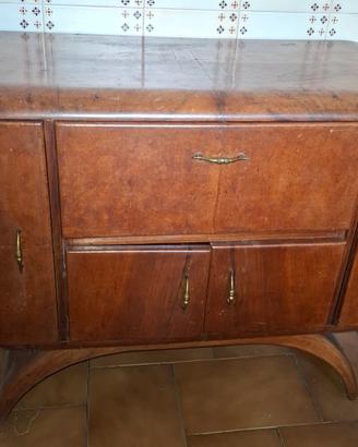 mobile bar antiquariato