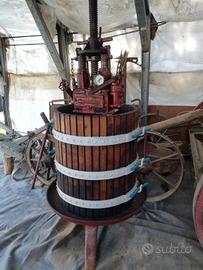 Torchio per vino