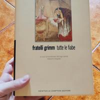Libro fratelli Grimm - Tutte le fiabe