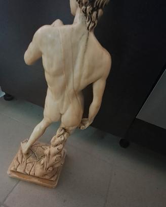 statua
