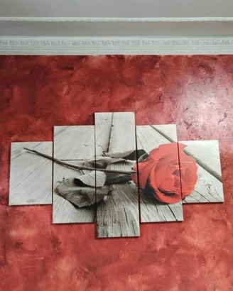 Quadro multipannello 5 pezzi con rosa rossa