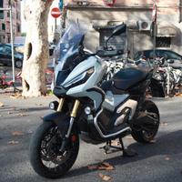 HONDA X-ADV DCT Adventure Abs Luglio 2024