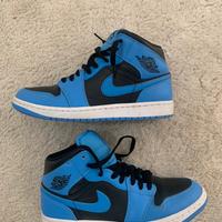 Jordan 1 mid