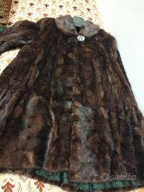 Pelliccia vera visone – marrone scuro, elegante e