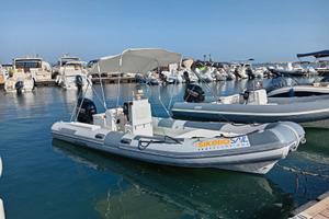 Gommone 6 metri senza motore