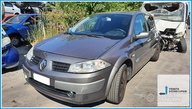 Ricambi Usati RENAULT MEGANE 2a Serie 2004