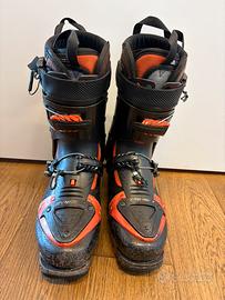 Scarponi da scialpinismo Dynafit TLT 6