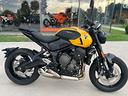 triumph-trident-660-yellow