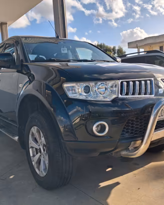 MITSUBISHI L200 D/C Worrior 2.500 DI-D 178cv A/T