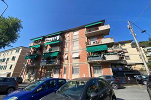 3 LOCALI A LA SPEZIA