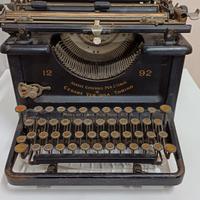 Macchina da scrivere Remington 12 92