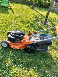 tagliaerba semovente 