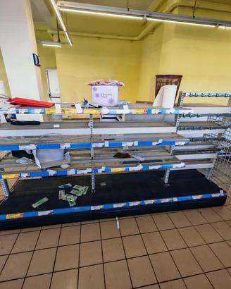 Scaffalatura professionale con Led