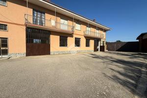 MAGAZZINO A BALDISSERO D'ALBA
