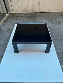 Tavolino Amanta di Mario Bellini per B&B Italia