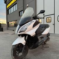 KYMCO DOWNTOWN 300I per ricambi usati SK60