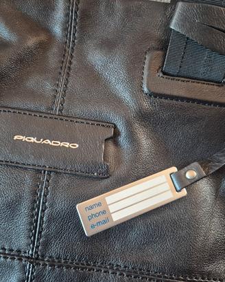 Borsa Piquadro a mano