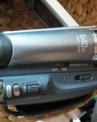 Sony handycam dcr-hc23