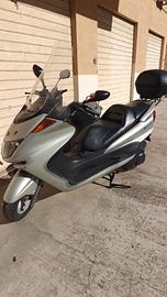 Yamaha Majesty 250