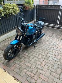Moto guzzi V7 stone euro 5+ 2025