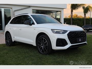 AUDI Q5 40 TDI 204CV qu. S tr. Identity Black S-LI