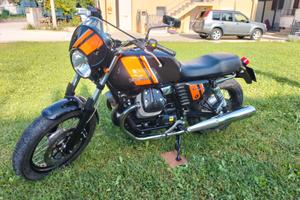 moto guzzi v7 classic
