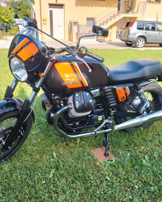 moto guzzi v7 classic
