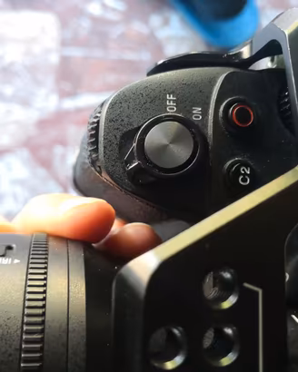 Sony A7 IV, A7 4 con cage Smallrig perfetta