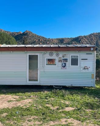 Casa mobile pronta all'uso con bagno e doccia