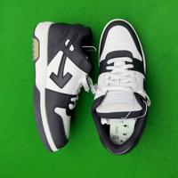 Off white Out of office