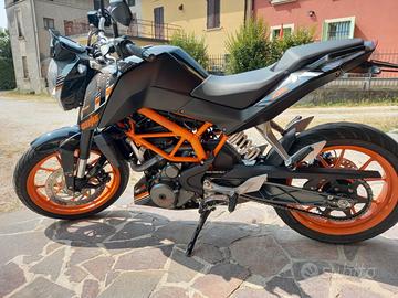 KTM Duke 390