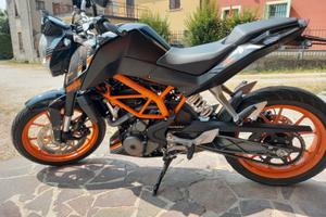 KTM Duke 390