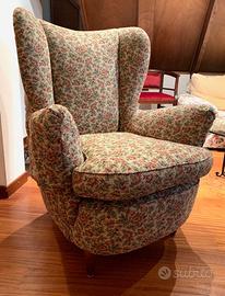 2 Poltrone tipo bergeres