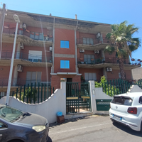 Appartamento 5 Vani ampi Più servizi, posto auto