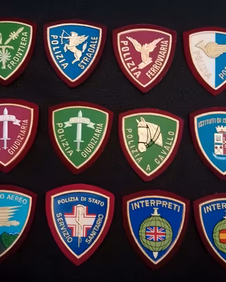 Polizia di Stato - Lotto 12 Scudetti  PVC