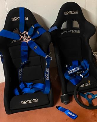 Sedili monoscocca Sparco Pro2000 con staffe