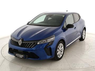 RENAULT Clio 1.6 E-Tech full hybrid Evolution 145c