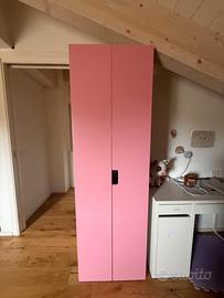 Armadio IKEA SMÅSTAD / PLATSA rosa e bianco 2 ante