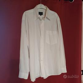 camicia handsome uomo