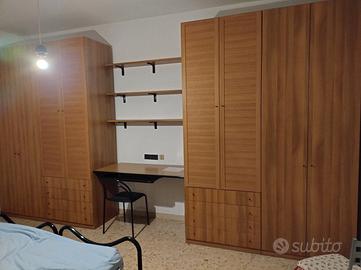 Armadi, scrivania e comodini 
