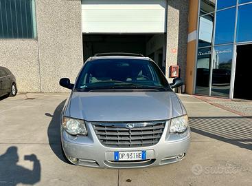 Chrysler Voyager 2.8 CRD cat SE Auto