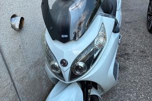 Scooter SYM 400