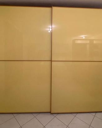 ARMADIO AD ANTE SCORREVOLI CON CASSETTIERA