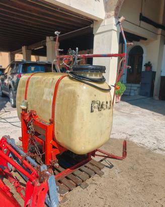 Botte del diserbo / Spragiatrice 300Lt