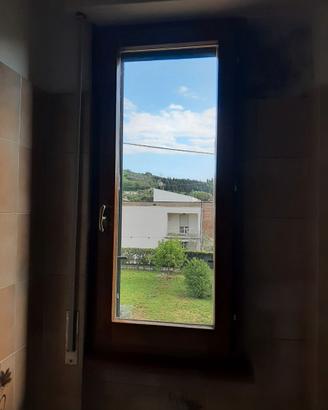 FINESTRA BAGNO